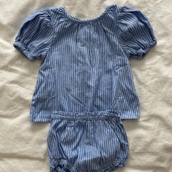 Old Navy Button Back Blouse with Bloomer Set - Picture 1 of 2